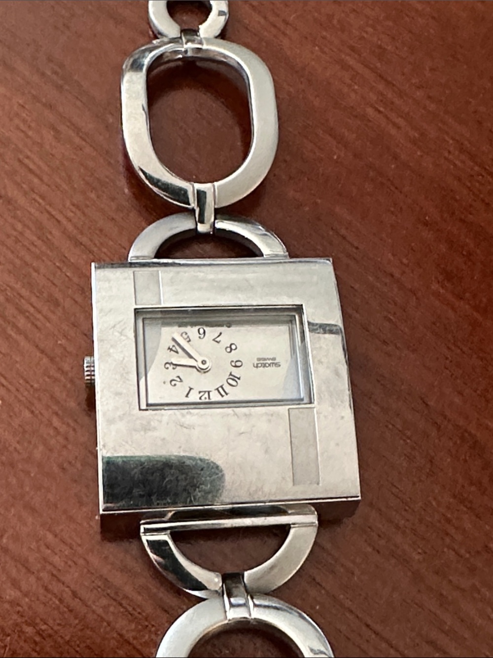 VGUC women’s Swatch Irony YUS122G Chain Me On lady’s square watch - Picture 2 of 6